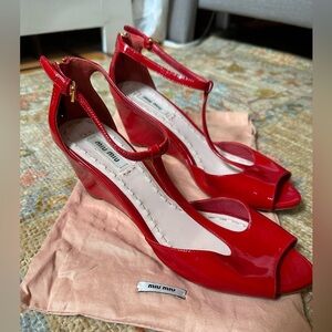 Miu Miu Glossy Red Patent Leather Strappy Sandals Size 38 / 8